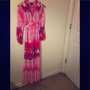 Bebe maxi dress